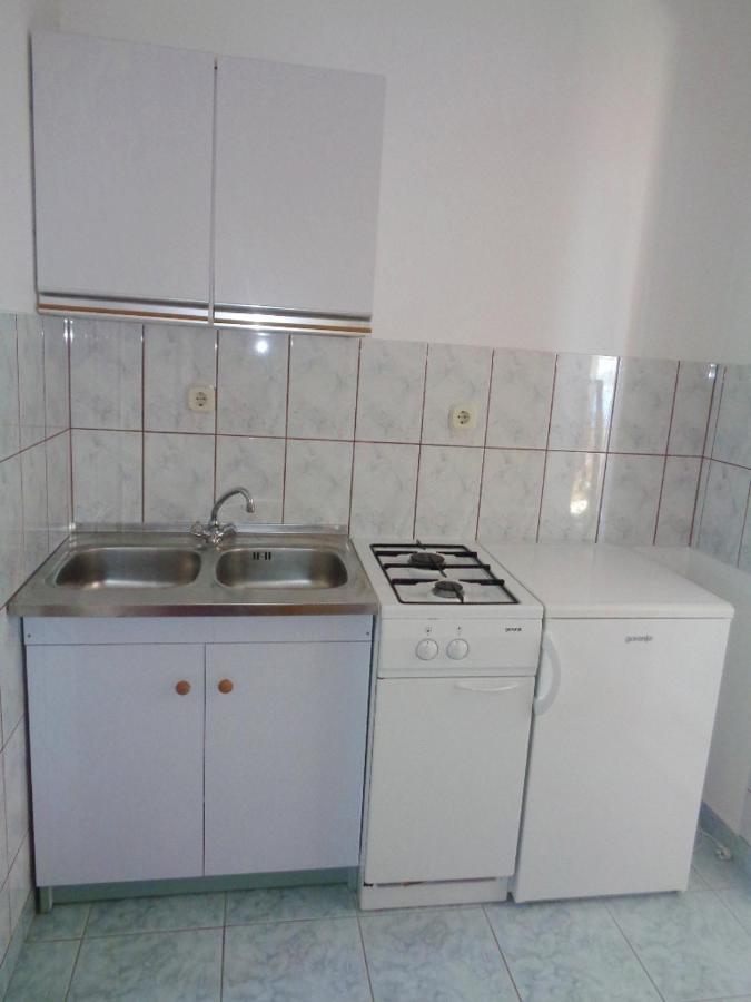 Apartments Davor Drage Exterior photo