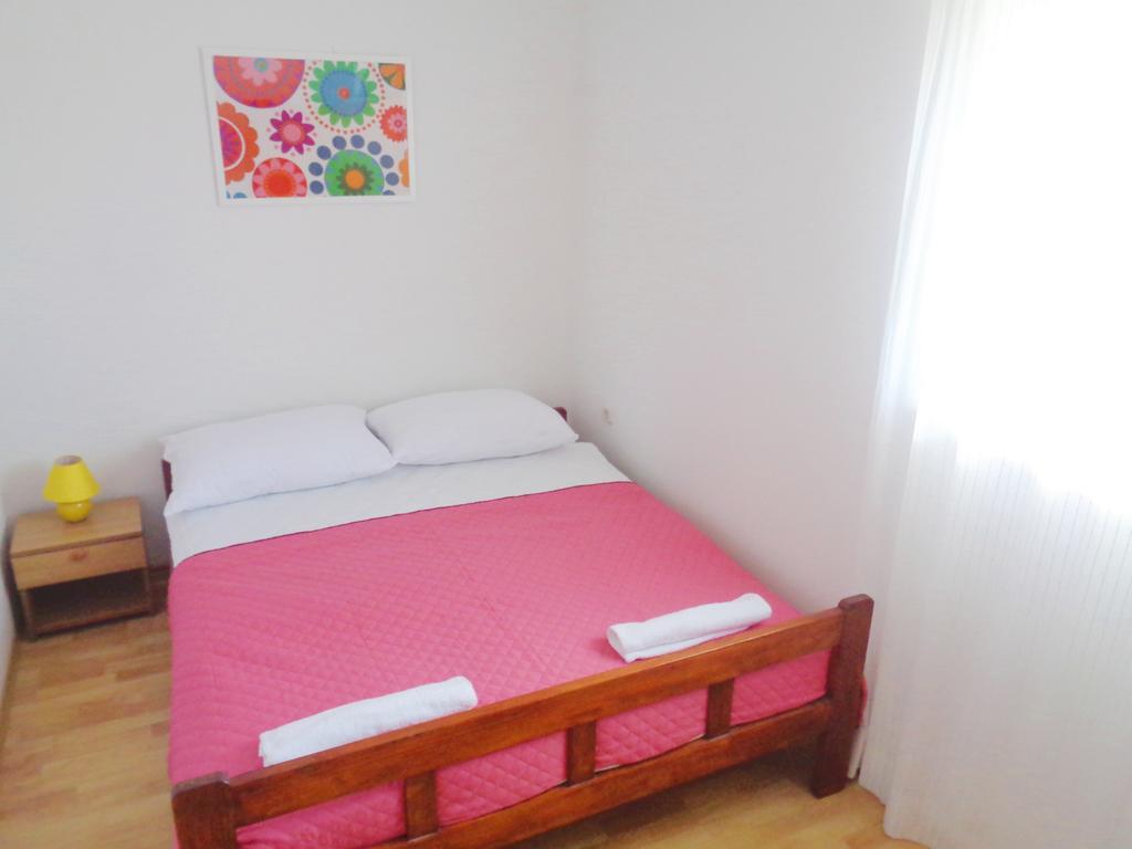 Apartments Davor Drage Exterior photo